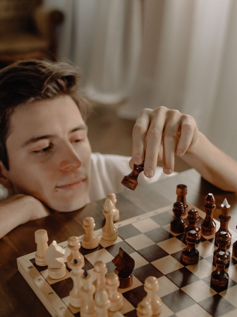 How to Avoid Hanging Pieces in Chess ♟️